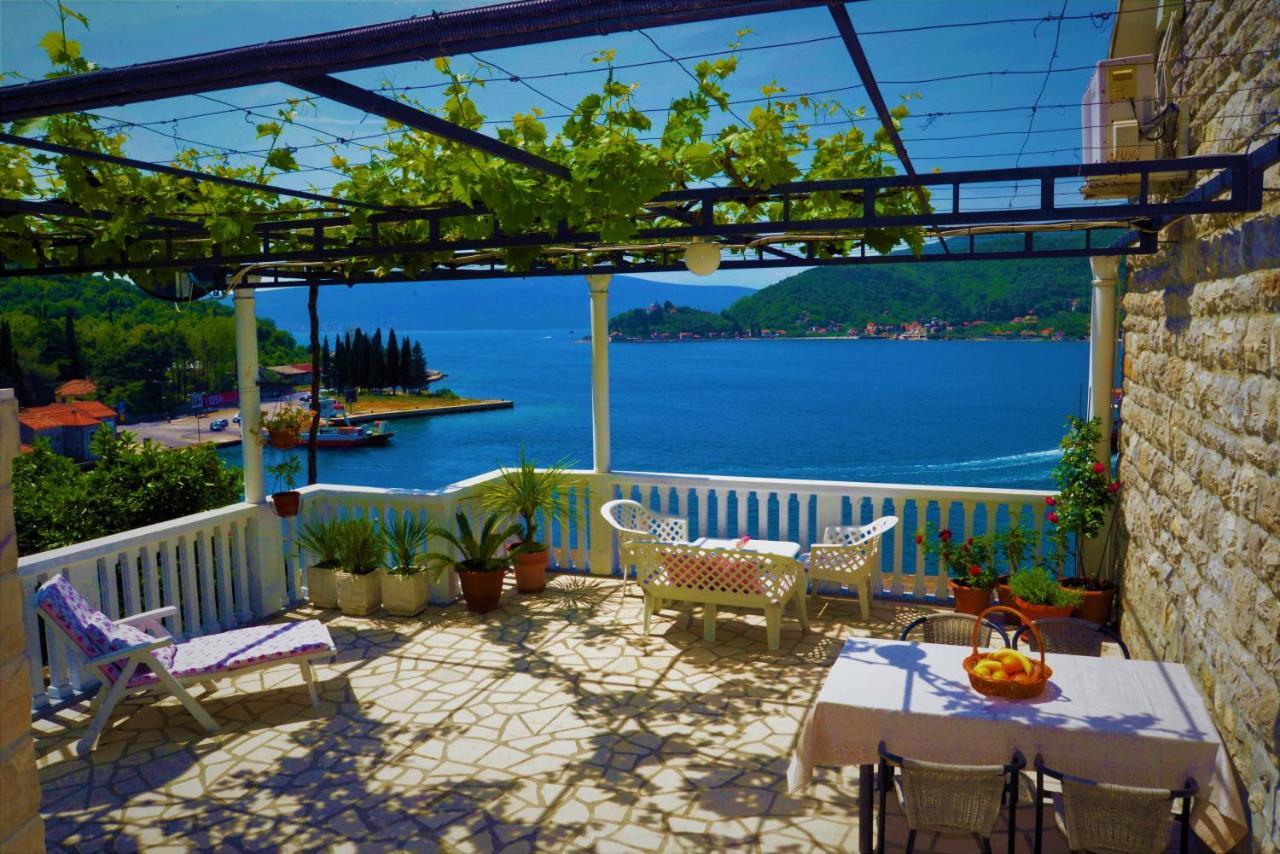 Apartments Okuka Tivat Exteriér fotografie
