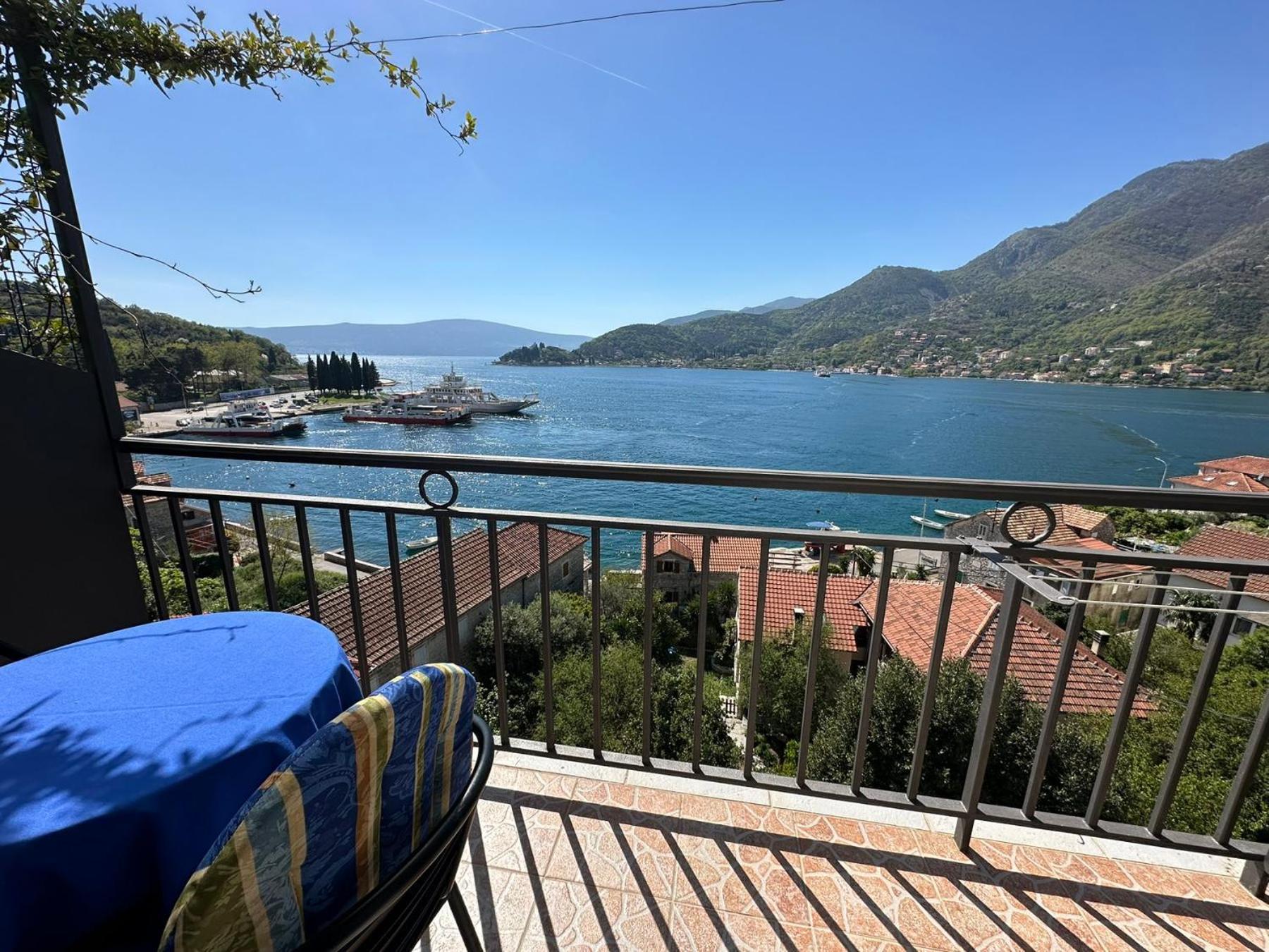 Apartments Okuka Tivat Exteriér fotografie